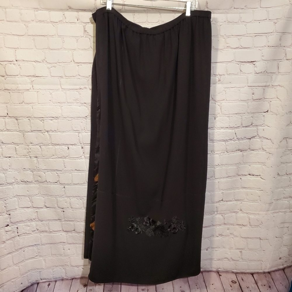 Harari Black Silk 3-Piece Outfit Set w/ Asian-Inspired - Picture 6 of 11